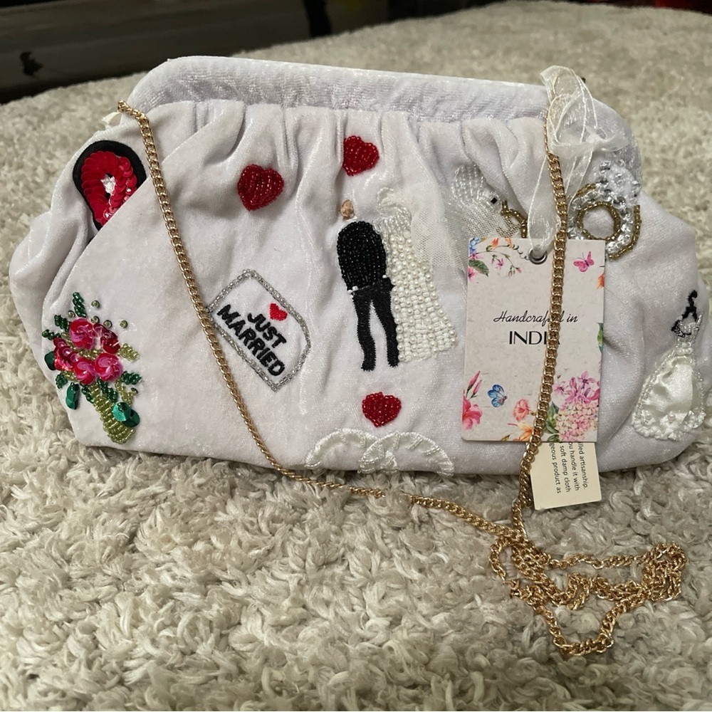 Elegant White Embroidered Clutch with Chain